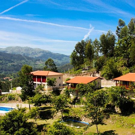 Encostas da Torre Hostal Terras de Bouro Exterior foto